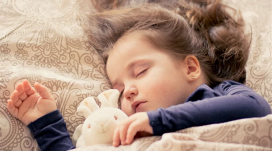 잠안자는 아기, 잠들게 하는 방법 6가지